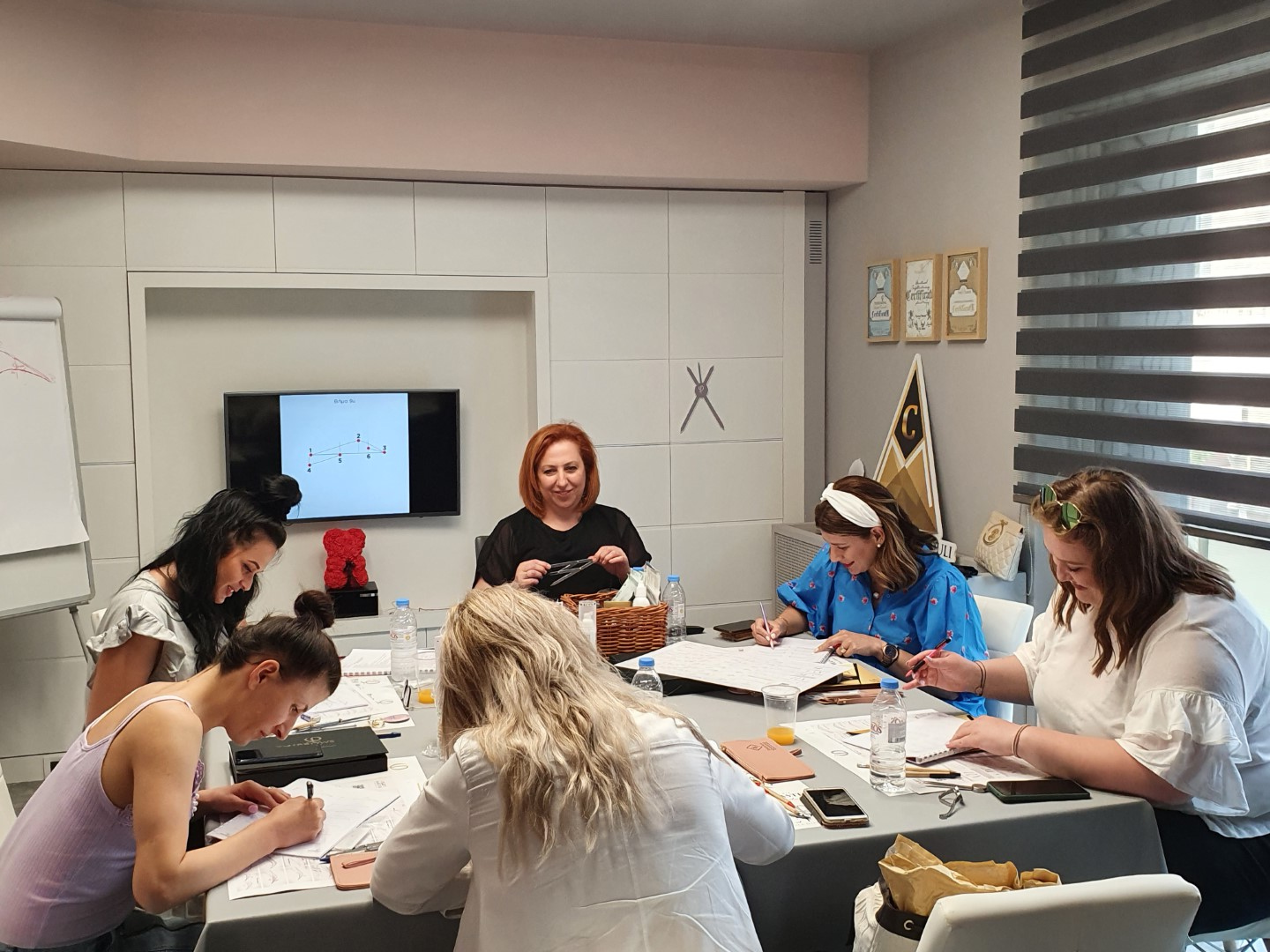 Ένα μεγάλο μάθημα για το Microblading