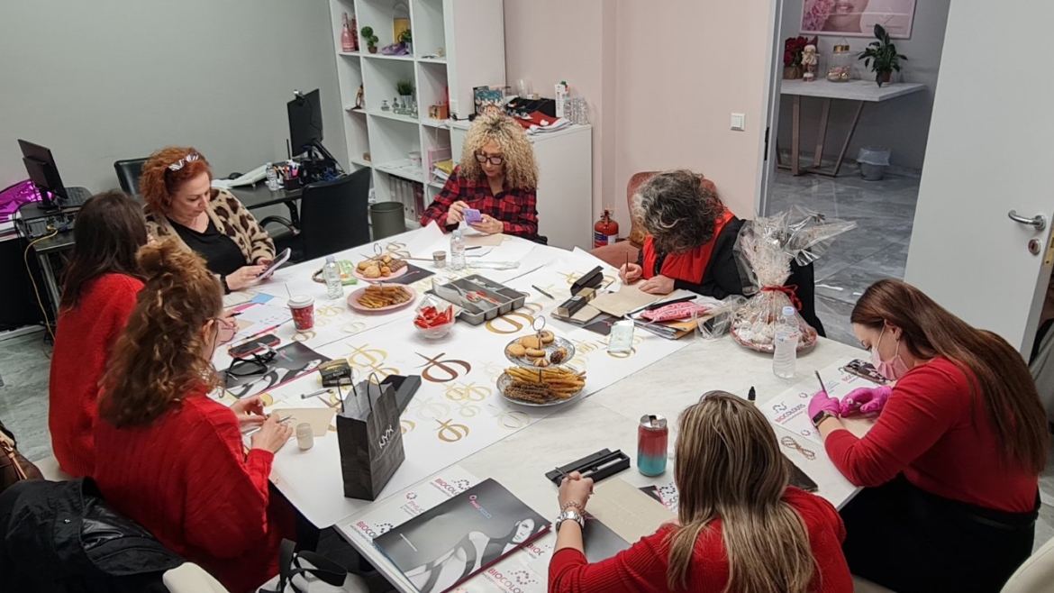 Το τελευταίο Latex Day του 2024 από την Grand Master, Σταυρούλα Γιαννούλη: Κλείνοντας μια χρονιά γεμάτη γνώση -Eπόμενο 20/1/2025